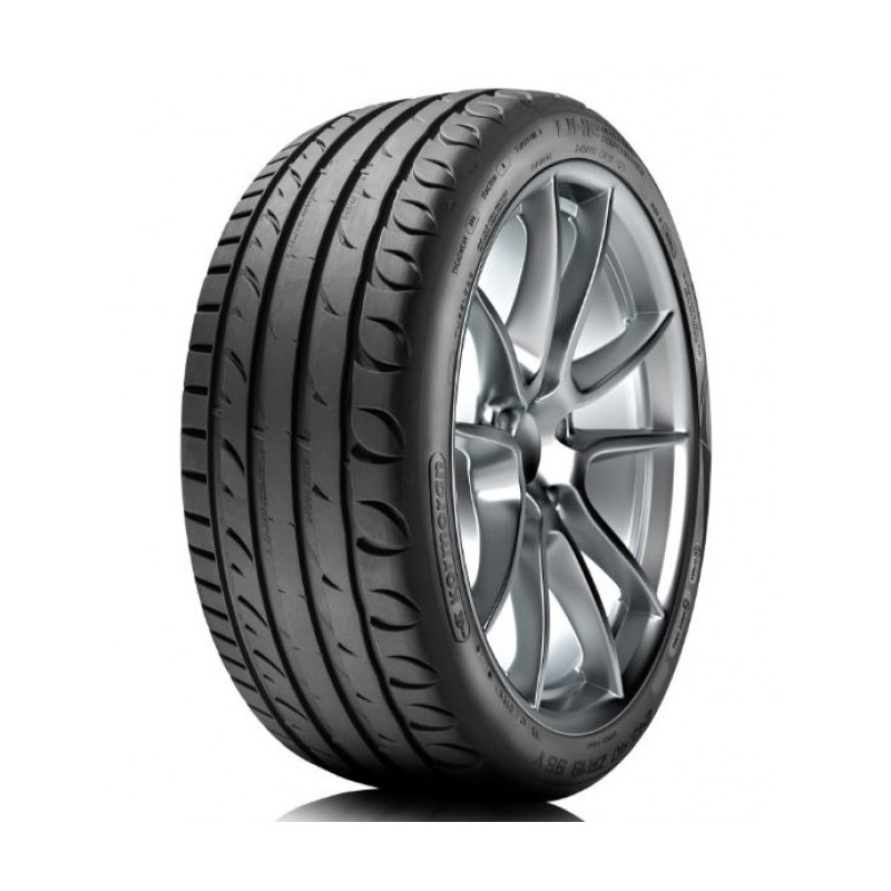 Immagine rappresentativa della gomma KORMORAN  KORMORAN ULTRA HIGH PERFORMANCE 225/50 R17 98V C C B 72dB