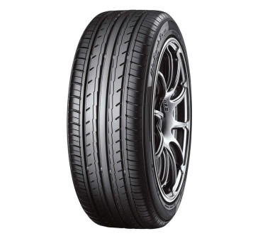 Immagine rappresentativa della gomma YOKOHAMA  YOKOHAMA BLUEARTH-ES ES32 195/65 R15 95V C B A 68dB XL