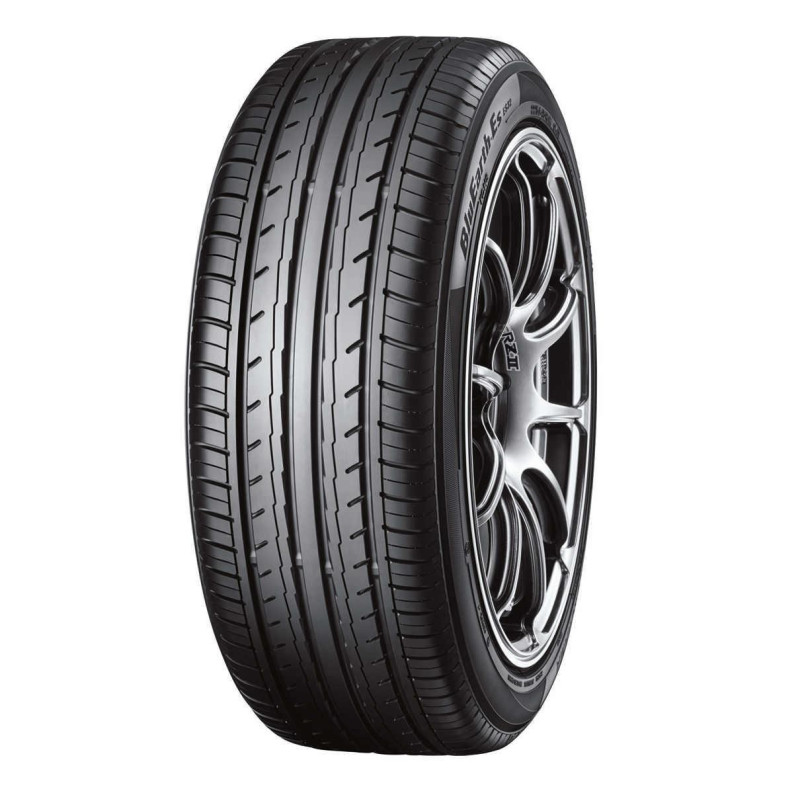 Immagine rappresentativa della gomma YOKOHAMA  YOKOHAMA BLUEARTH-ES ES32 195/65 R15 95V C B A 68dB XL