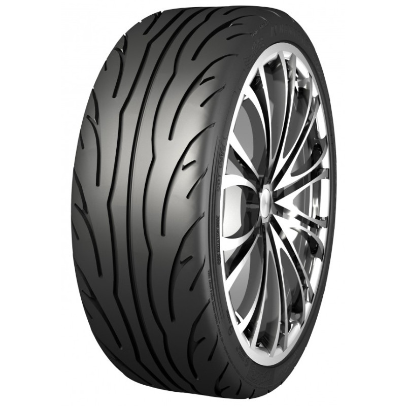 Immagine rappresentativa della gomma NANKANG  NANKANG NS-2R 185/60 R13 84V D B B 71dB XL