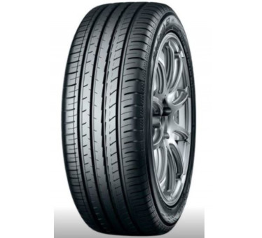 Immagine rappresentativa della gomma YOKOHAMA  YOKOHAMA BLUEARTH GT AE51 205/55 R16 94V B A B 71dB XL