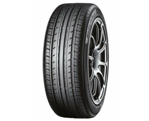 Immagine rappresentativa della gomma YOKOHAMA  YOKOHAMA BLUEARTH ES32 185/55 R15 82H C C B 68dB