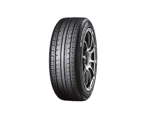 Immagine rappresentativa della gomma YOKOHAMA  YOKOHAMA BLUEARTH-ES ES32 175/65 R15 88H C C A 68dB