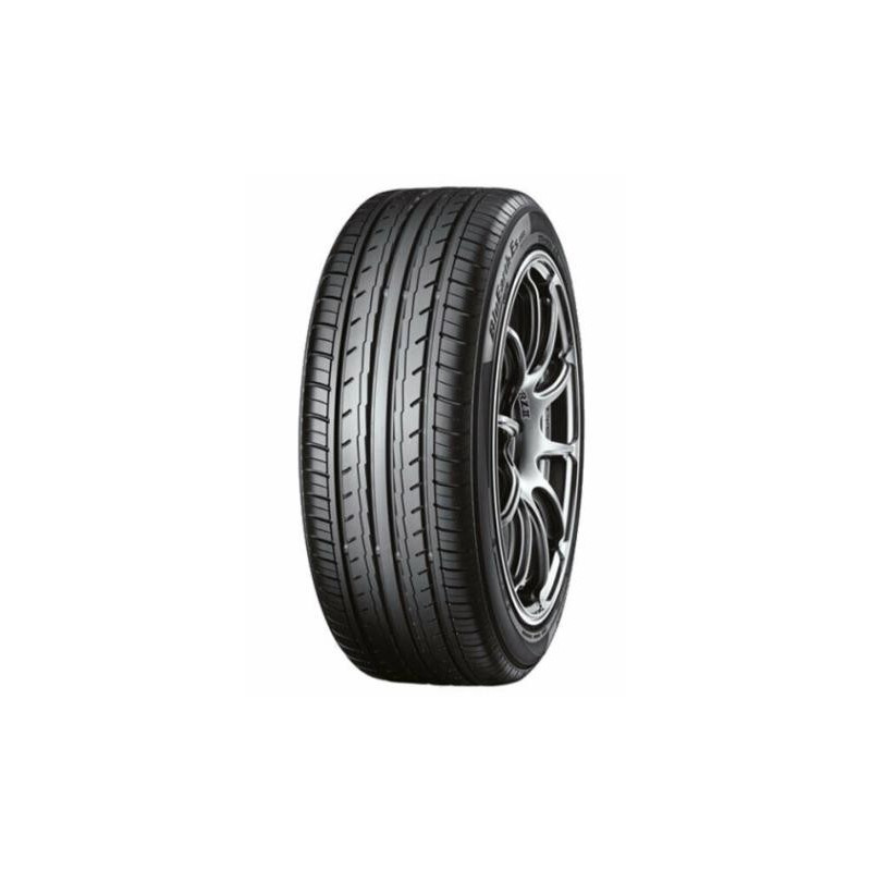 Immagine rappresentativa della gomma YOKOHAMA  YOKOHAMA BLUEARTH ES32 195/55 R15 85H C B A 68dB