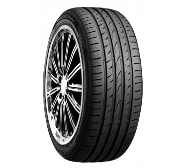 Immagine rappresentativa della gomma ROADSTONE ROADSTONE Eurovis Sport 04 185/60 R14 82H C B C 70dB