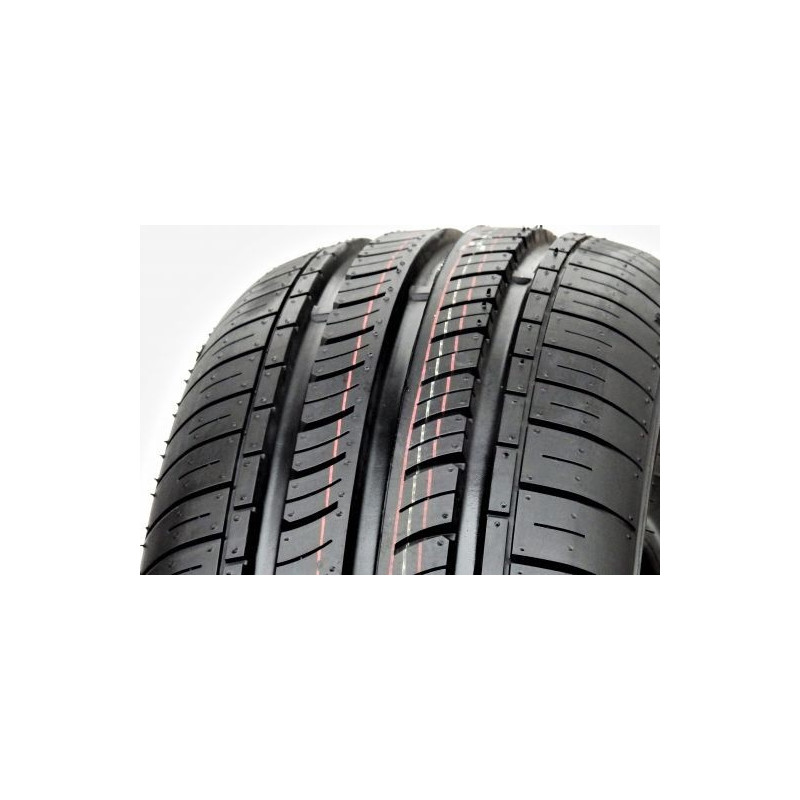 Immagine rappresentativa della gomma LINGLONG  LINGLONG GREEN-MAX Eco Touring 165/65 R13 77T D C B 70dB