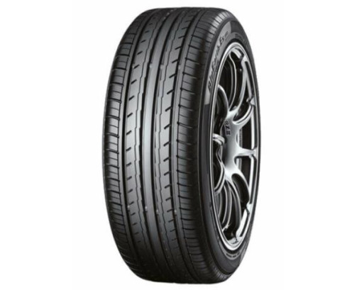 Immagine rappresentativa della gomma YOKOHAMA YOKOHAMA BLUEARTH ES32 XL 225/40 R18 92W C B A 68dB XL