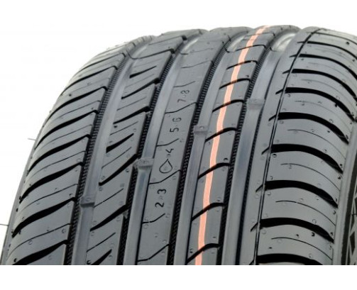 Immagine rappresentativa della gomma NOKIAN NOKIAN NOKIAN ILINE 165/65 R14 79T C C B 68dB