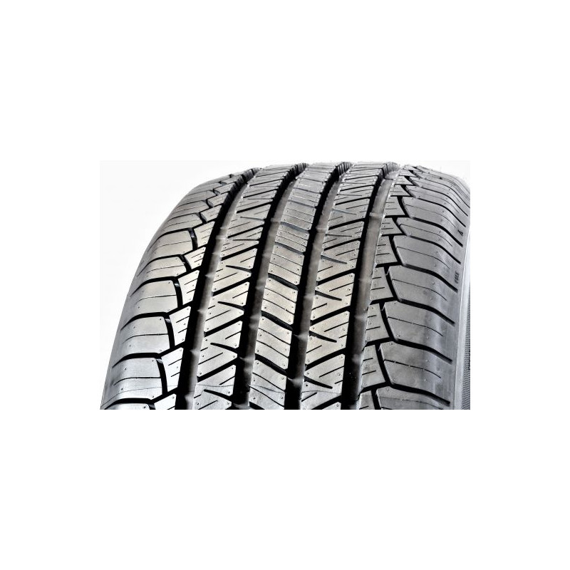 Immagine rappresentativa della gomma RIKEN RIKEN 701 215/70 R16 100H D C B 69dB