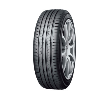 Immagine rappresentativa della gomma YOKOHAMA YOKOHAMA BLUEARTH-A AE-50 205/40 R17 80H D C C 67dB