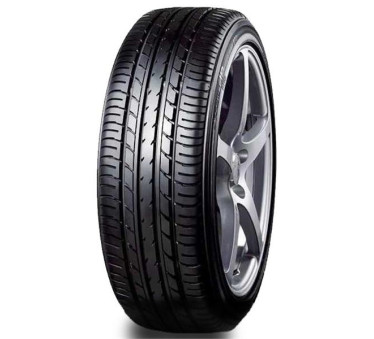 Immagine rappresentativa della gomma YOKOHAMA YOKOHAMA E70N DECIBEL 215/55 R17 94V D B C 70dB