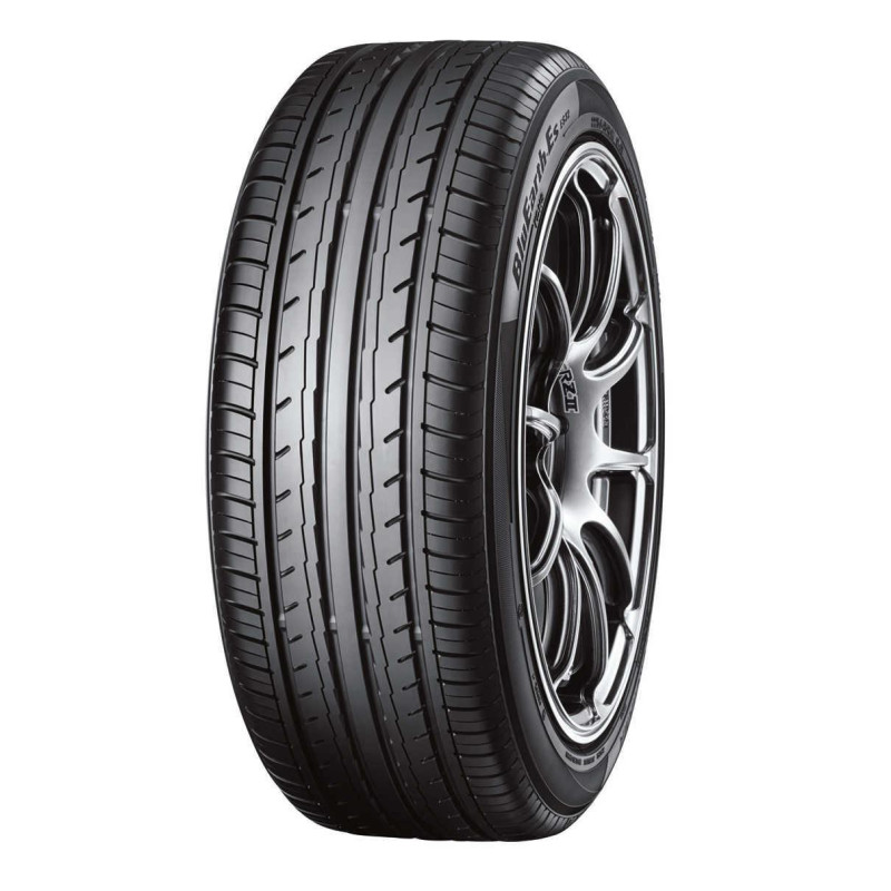 Immagine rappresentativa della gomma YOKOHAMA YOKOHAMA BluEarth-ES ES32 205/65 R15 99H C B C 68dB