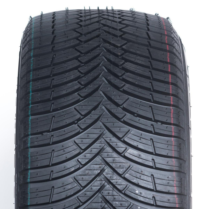 Immagine rappresentativa della gomma BF-GOODRICH BF-GOODRICH g-Grip All Season 2 165/60 R15 77H E B C 68dB