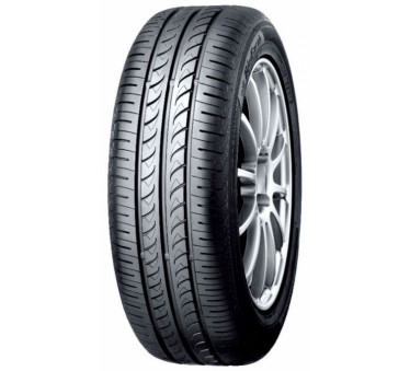 Immagine rappresentativa della gomma YOKOHAMA YOKOHAMA BLUEARTH AE-01 155/60 R15 74H C C 2 69dB