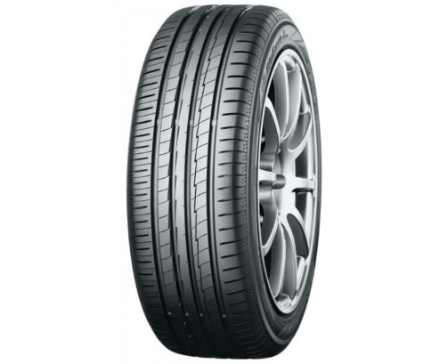 Immagine rappresentativa della gomma YOKOHAMA  YOKOHAMA BLUEARTH AE-50 165/70 R14 81H C B B 68dB